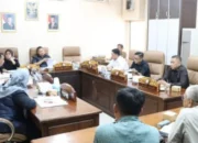 Komisi III DPRD Kota Prabumulih Gelar Rapat Klarifikasi Lanjutan Proyek Pembangunan Gapura Tugu Air Mancur